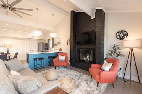 Top Airbnb: Fun & Modern Texoma Retreat-Near Highport Marina! in Preston