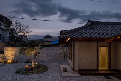 [Jung Limpdang] An urban private house, a private house,