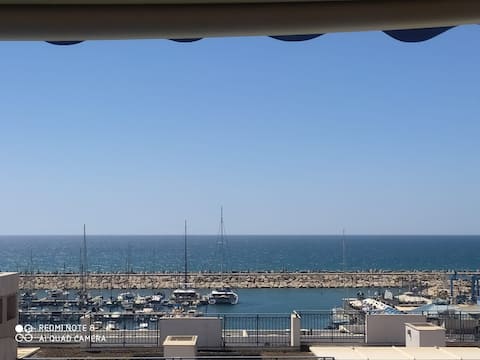 Suite on the waterfront