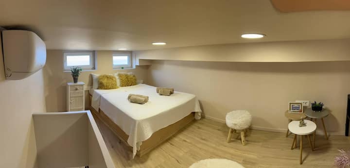 Loft otvorená  spálňa 1,10m vysoká