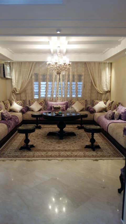 Successful Airbnb property: Nice high standing apartment in Arrondissement D'aïn Chock مقاطعة عين الشق