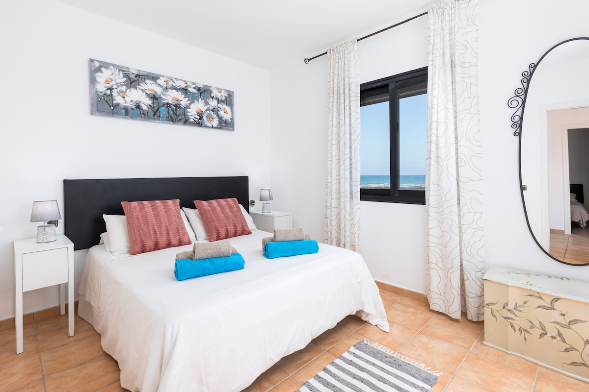 Ორადგილიანი ნომერი პირველ სართულზე