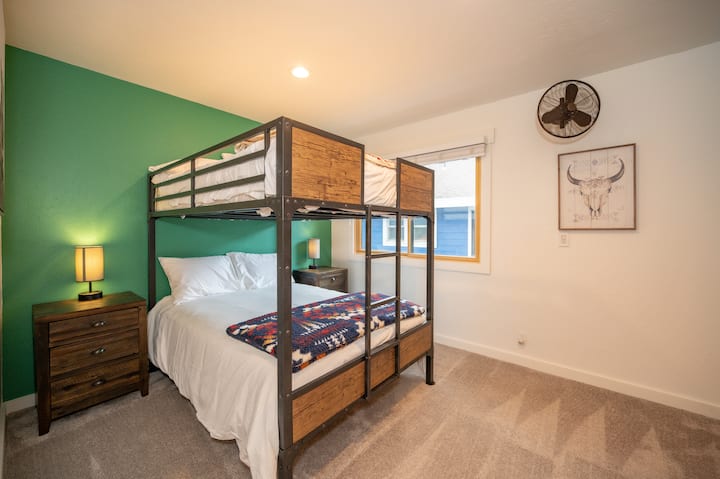 חדר קומותיים