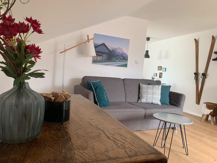 Schwalbennest - Gemütliche Dachwohnung Mit Balkon - Garmisch-Partenkirchen