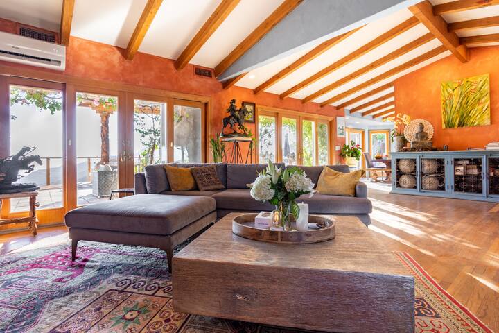 Saddle Peak Buddha House – Malibu Oceanview Escape gallery image 3