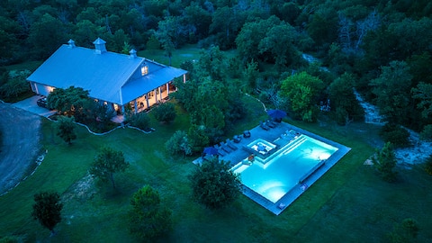 Casa Tres Hermanas | Pool + Hot Tub + Fire Pit + Grill