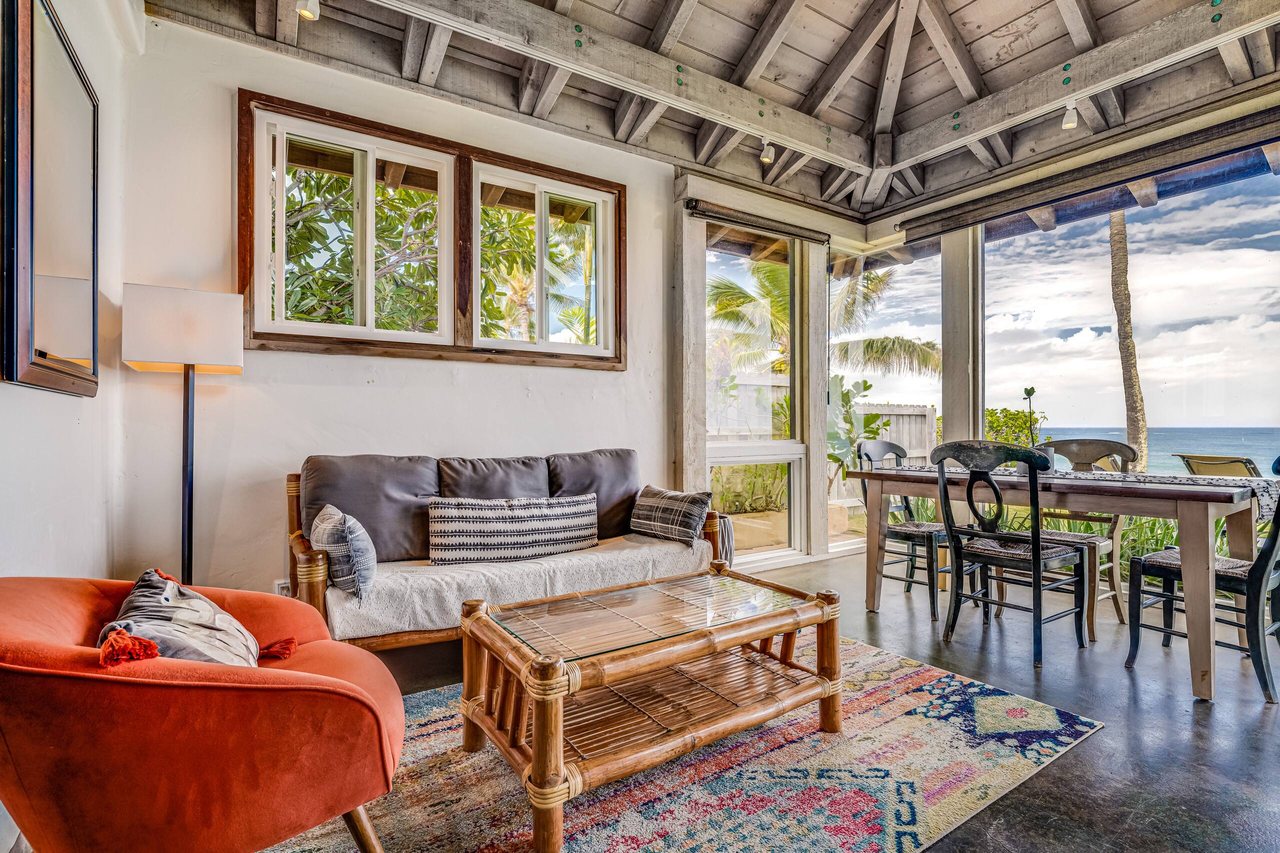 Lani Paradise Oceanfront Cottage - Photo 2