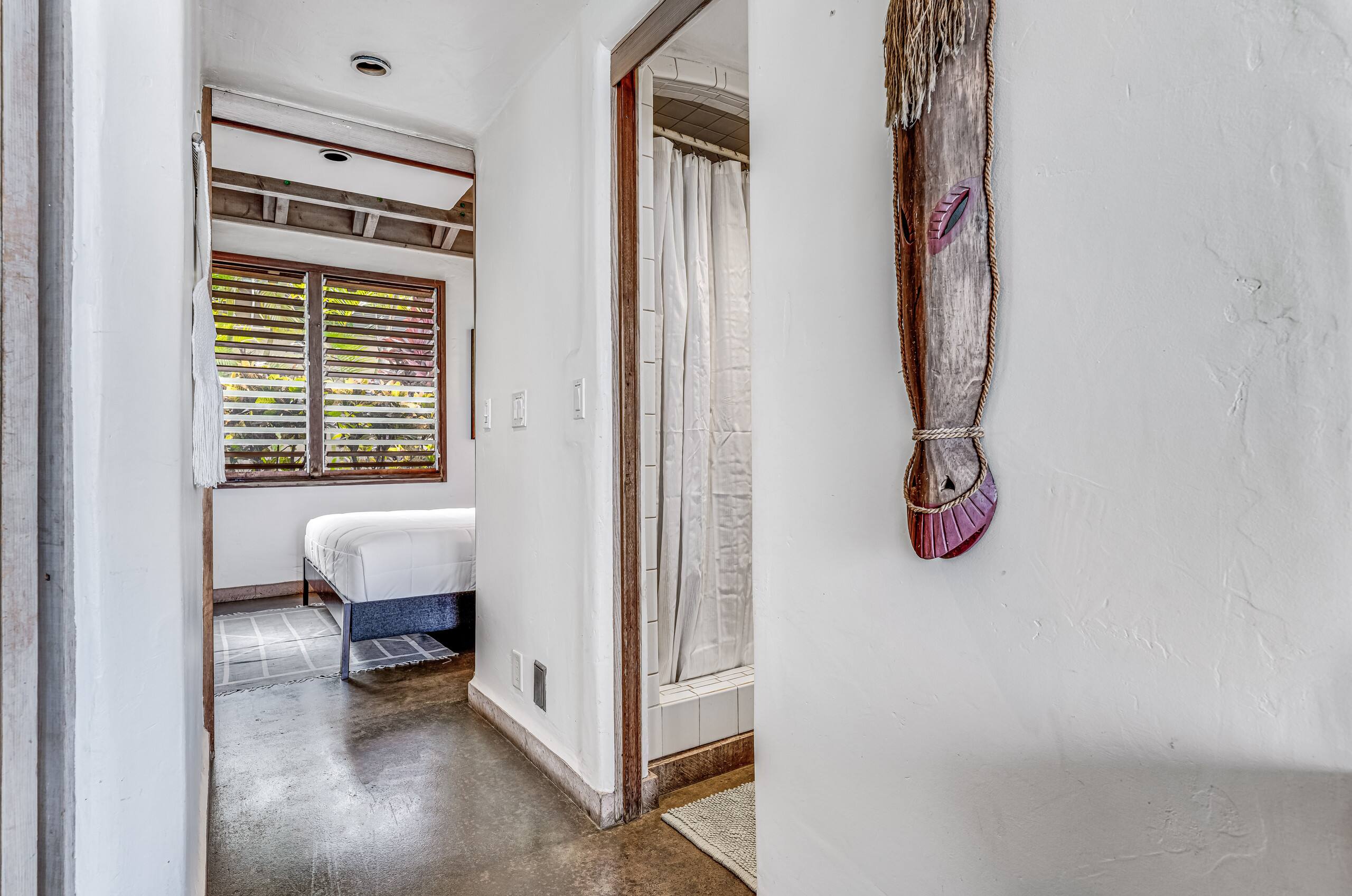 Lani Paradise Oceanfront Cottage - Photo 23