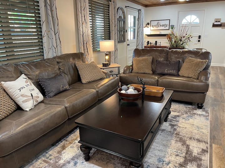Long Term Stays For Extended Work Or Families - Hollywood, AL