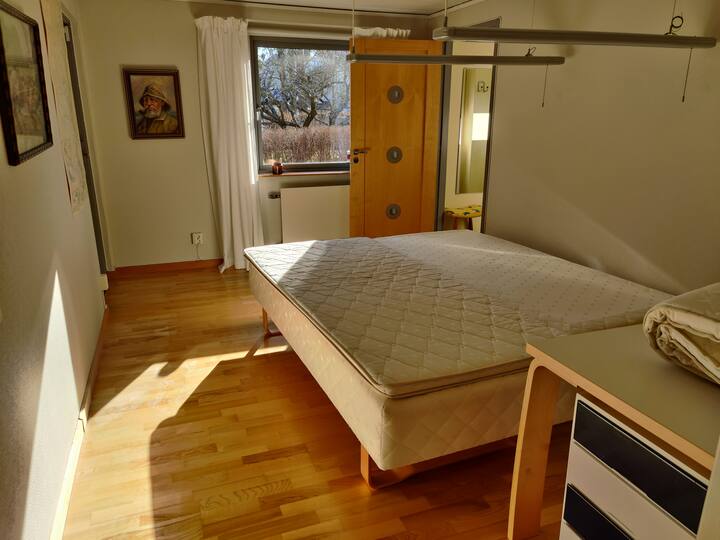 Chambre n °4.
Deux lits simples de 90 cm.
