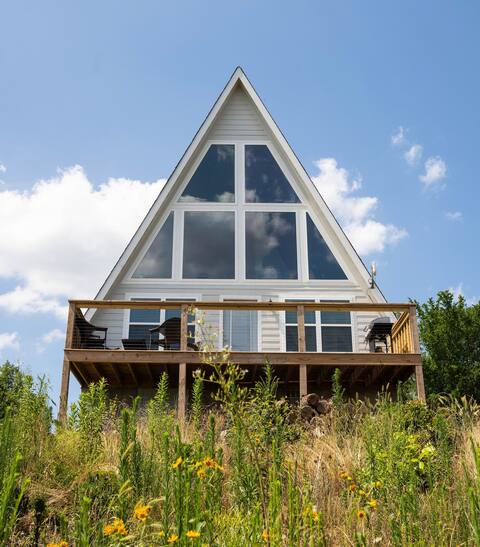 Cedar Falls A-Frame on Petit Jean Mountain