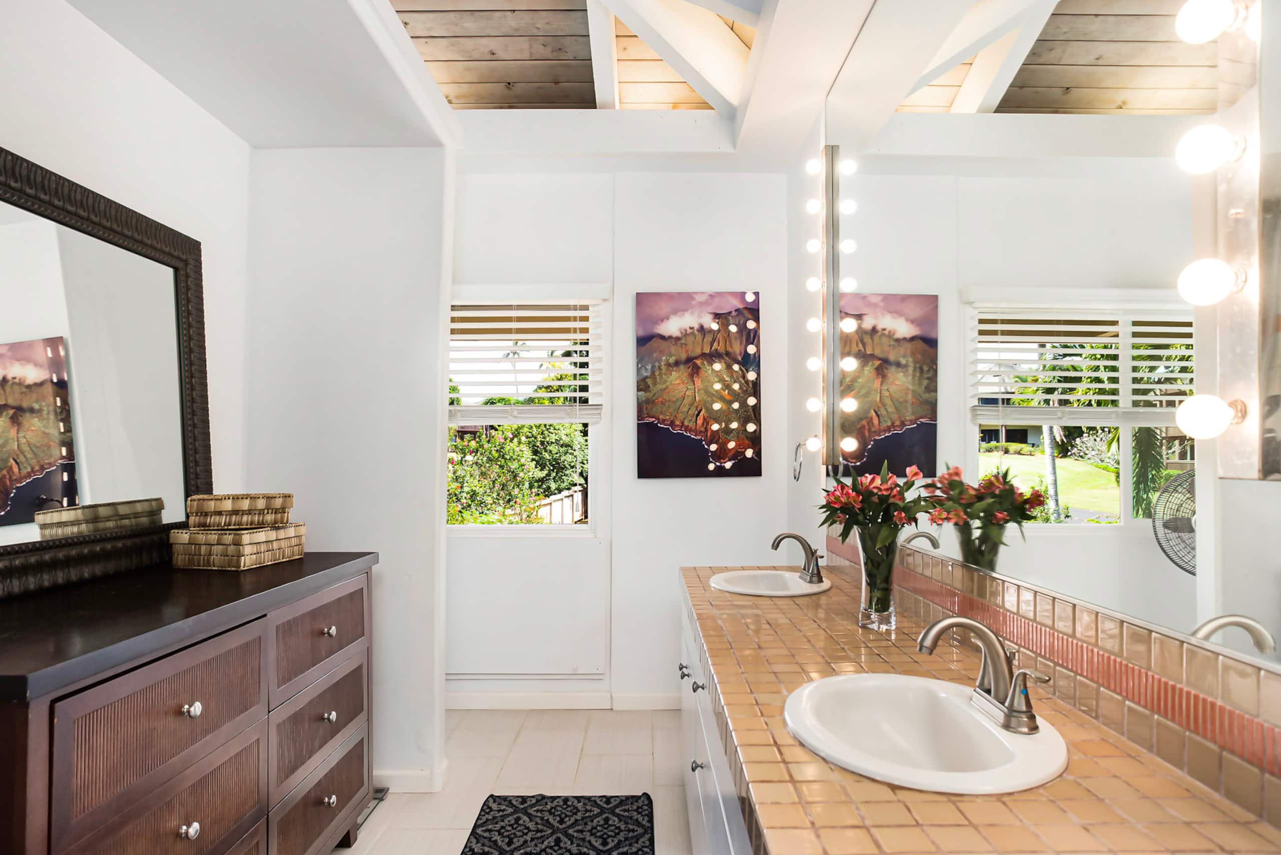 Home in Princeville · ★4.8 · 2 bedrooms · 3 beds · 2.5 private baths - Image 21
