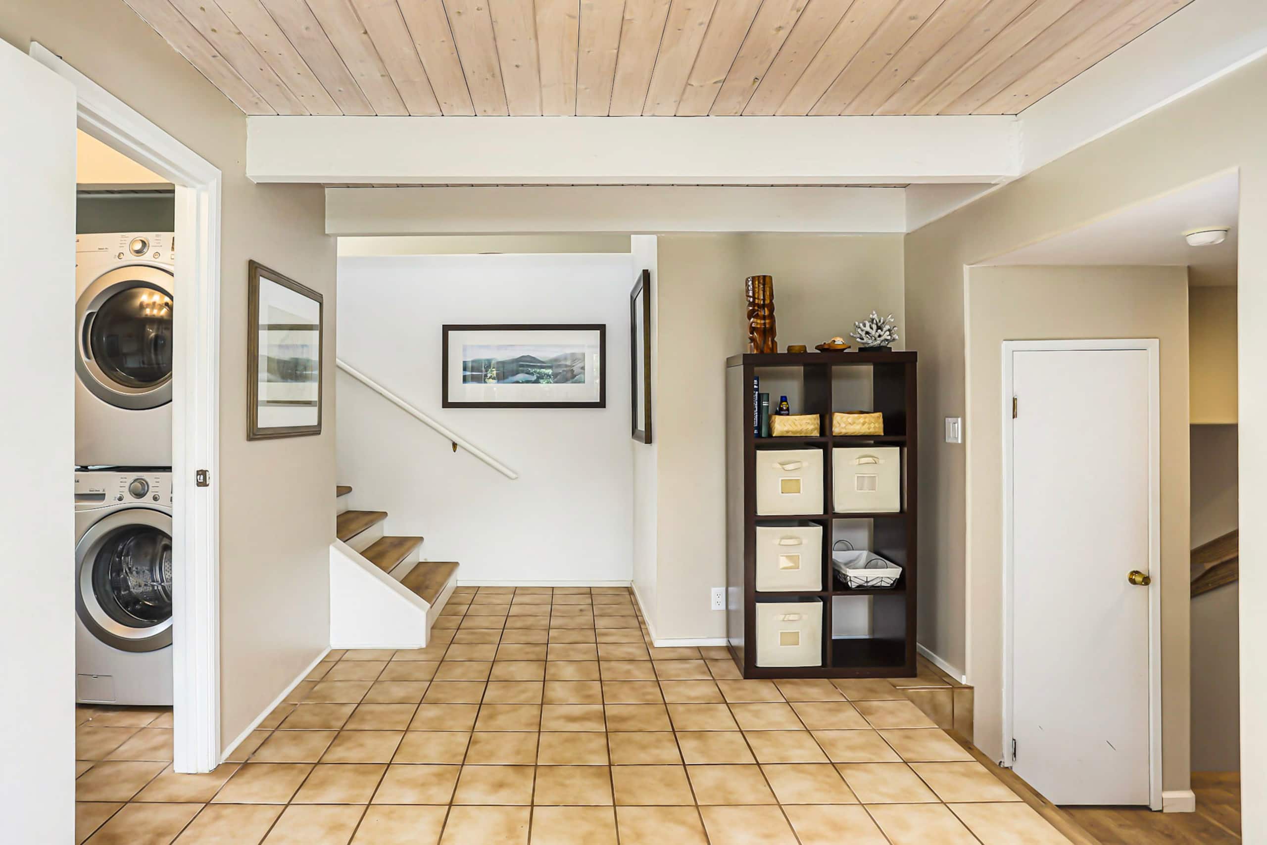 Home in Princeville · ★4.8 · 2 bedrooms · 3 beds · 2.5 private baths - Image 6