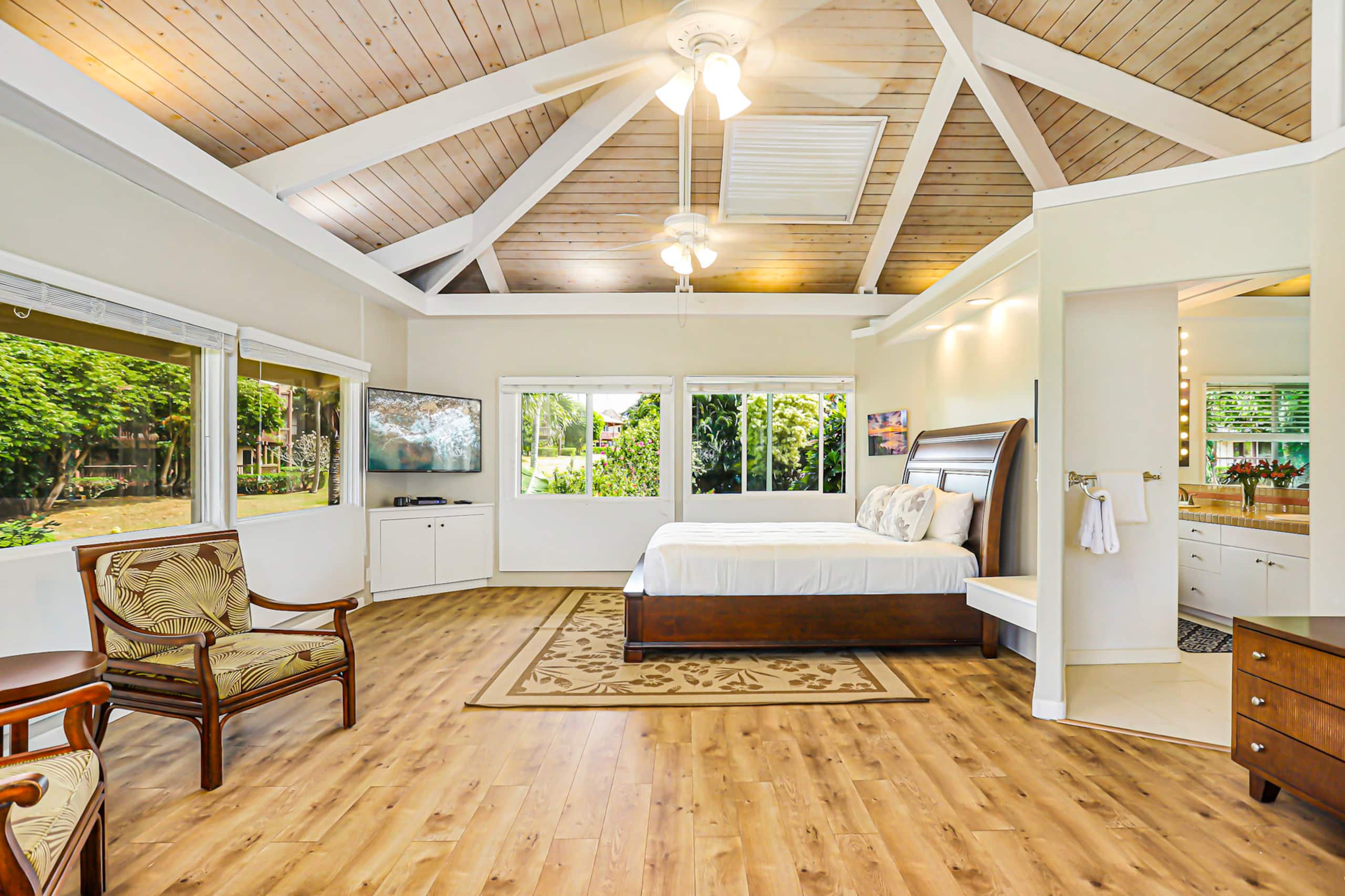 Home in Princeville · ★4.8 · 2 bedrooms · 3 beds · 2.5 private baths - Image 20