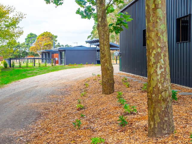 Gracie’s Lane No. 2 Villa Luxury Bed and Breakfast