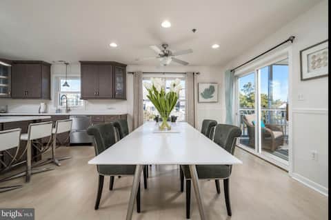 Luxury, Ocean Block 4B/3B Condo at Van Dyke Villas