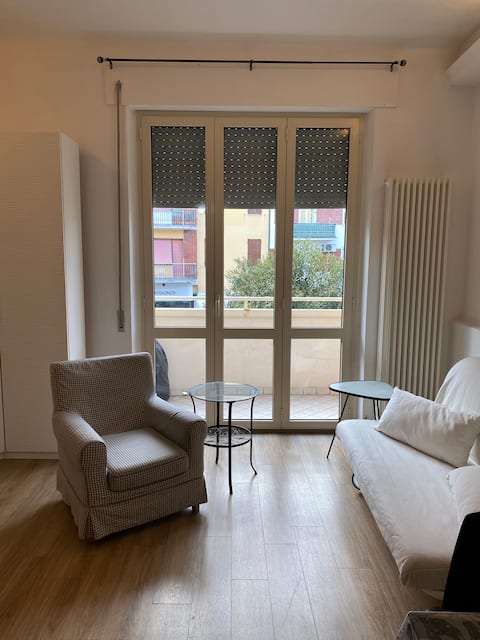 Popular Airbnb listing: Studio apartment in the center, in the pedestrian area in San Benedetto Del Tronto
