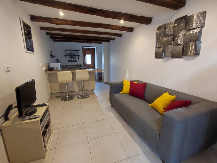 Gîte 2 Personnes Avec Piscine Chauffée - Haute-Vienne