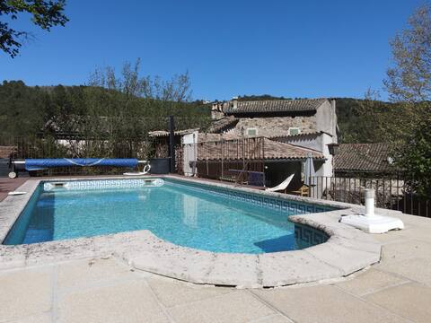 10 person cottages with pool, old mill