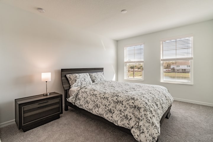 Druga spavaća soba - bračni krevet (širine 150-179