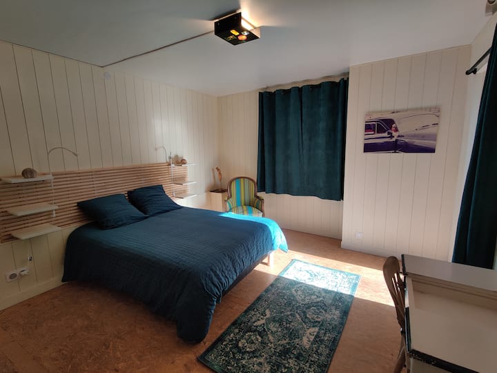 Ოთახი პირველ სართულზე