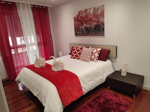 Popular Airbnb listing: O Fogar de Cati. Apartment in the heart of downtown. in Ourense