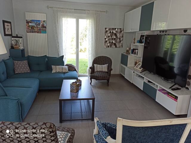 Très belle villa Blanquefort 4 ch/ clim/piscine gallery image 3