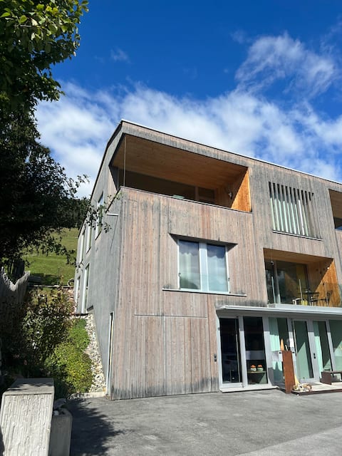Panoramic view of the mountain range of Sent