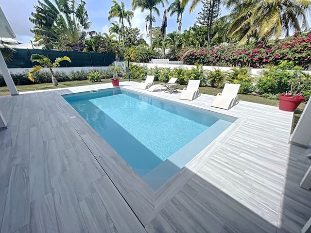 Caribbean Keys Conciergerie managed Airbnb listing 1