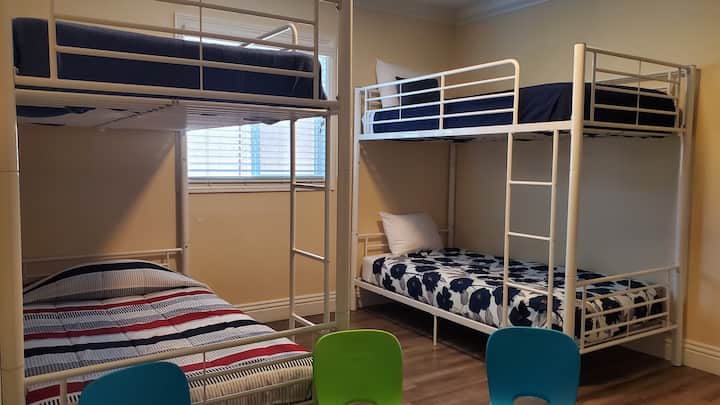 Chumba #4 cha kulala