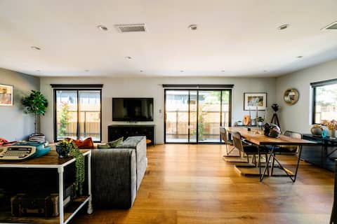 Successful Airbnb property: Spacious and quiet retreat in Echo Park Baxter in Echo Park