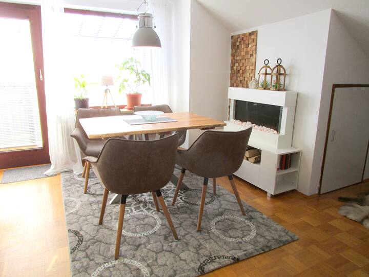 cozy 70 sqm living + working in a 3-city corner