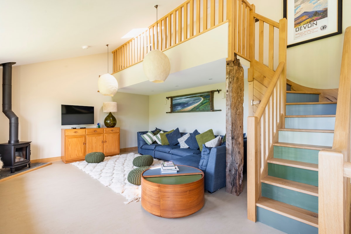 Airbnb con mejor rendimiento: Fledgling Barn: stunning new coastal holiday home en Stokenham