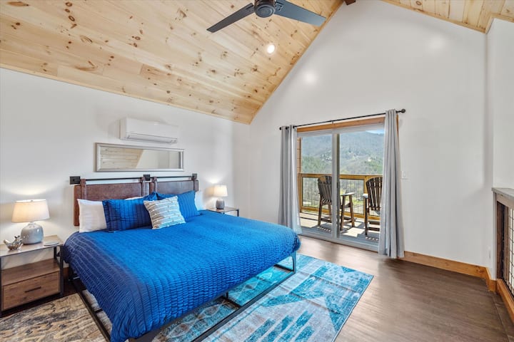 Lofted King Bedroom with Private Balcony & Half Bathroom