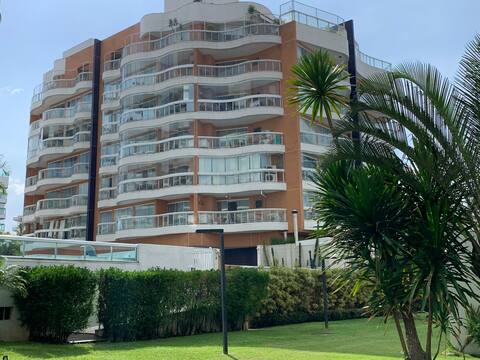 Apto Riviera 03 dorms  + Lazer - Pé na Areia