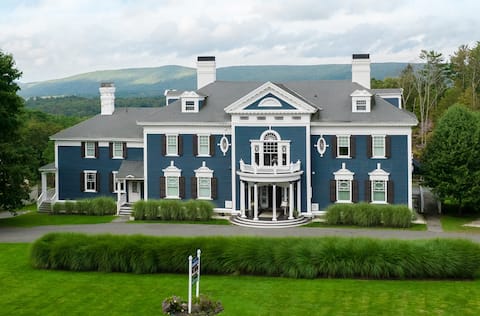 Built for a US Secretary of State 13K SF in Lenox