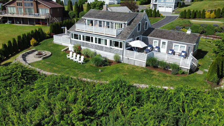 Beachcliff – Portsmouth. The Quiet Side of Newport gallery image 2