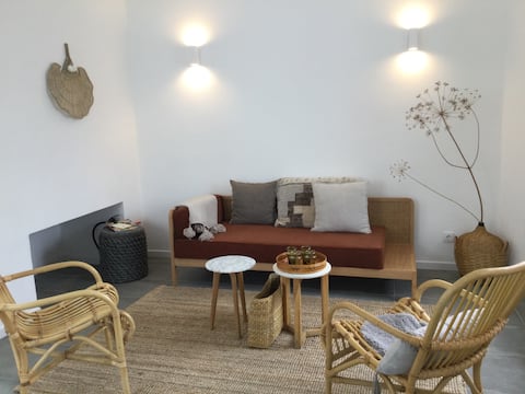 CASA BRANCA under the sun