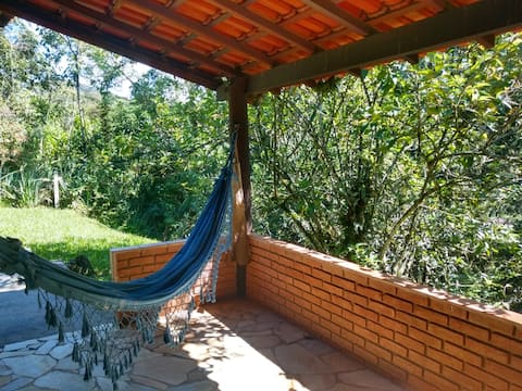 Nice house in the Mountain / CasaZen Visc. de Mauá