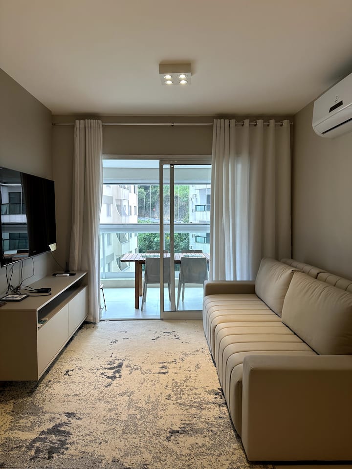 Lindo Apt Asturias/tombo Pé Na Areia Home Office - Guarujá