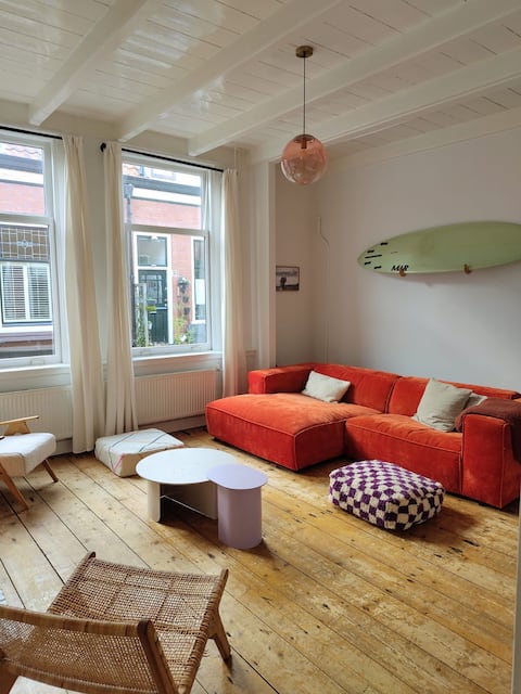 Top Airbnb: Bright double beach house at Scheveningen (142m2) in Visserijbuurt