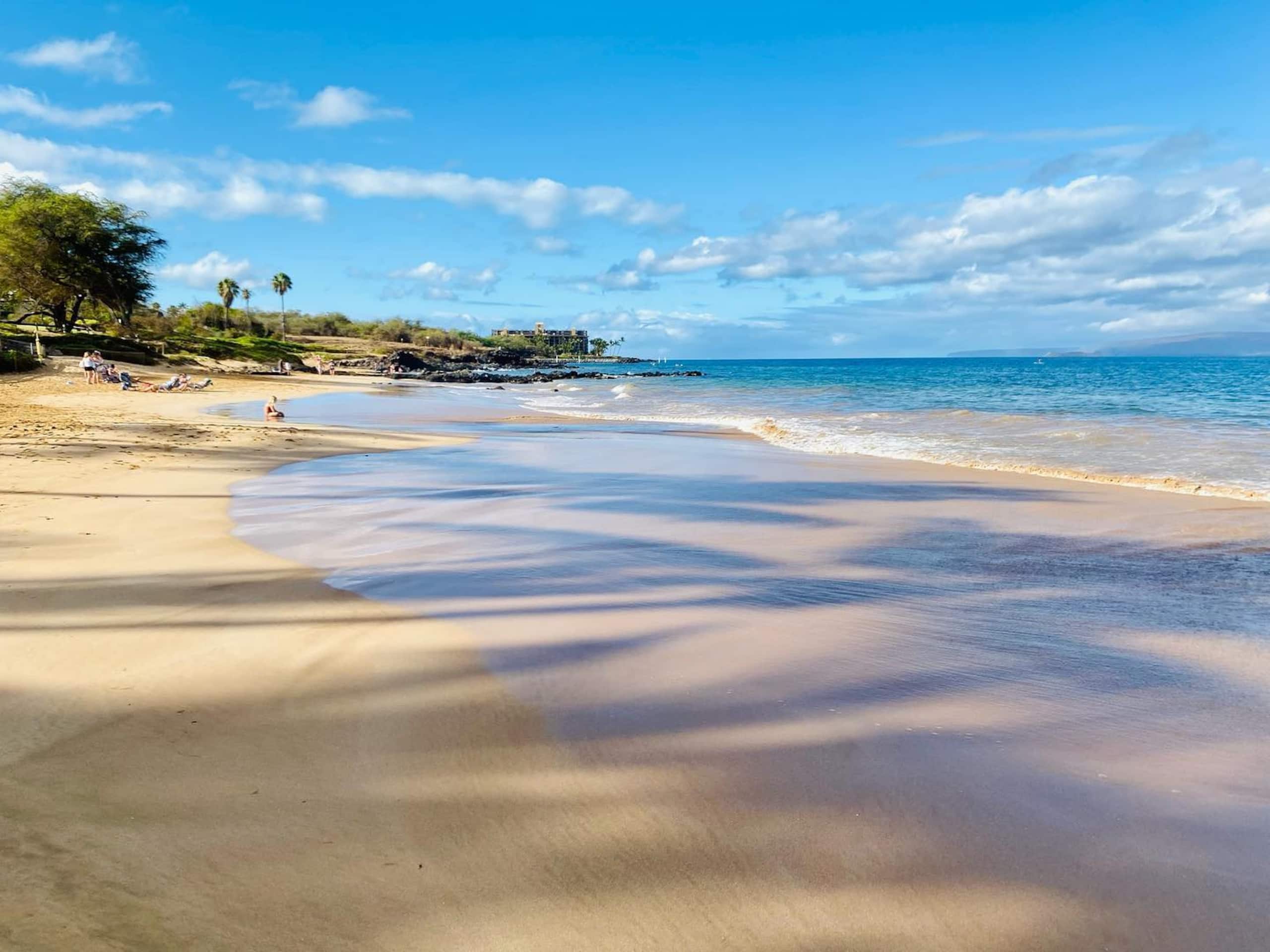 Beautiful beaches for swimming and sunsets! - Image 25
