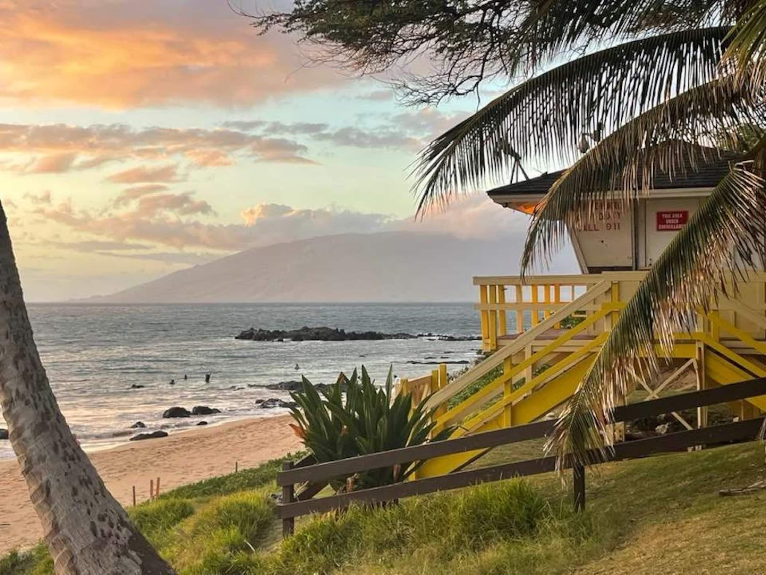 Beautiful beaches for swimming and sunsets! - Image 26