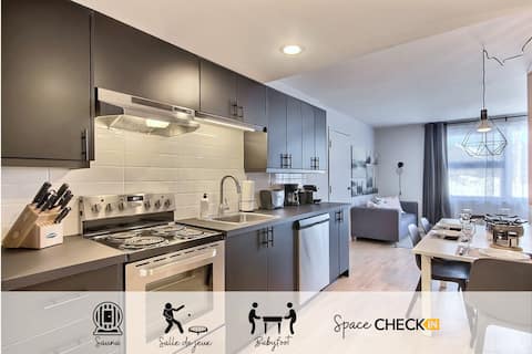The Alpinist | Mont St-Anne | Pool & Sauna | AC