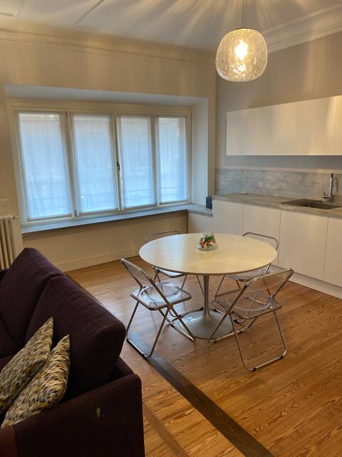 Top performing Airbnb: PORTA VENEZIA MI - APT. VALUABLE 110 SQM - 4 PAX in Milano