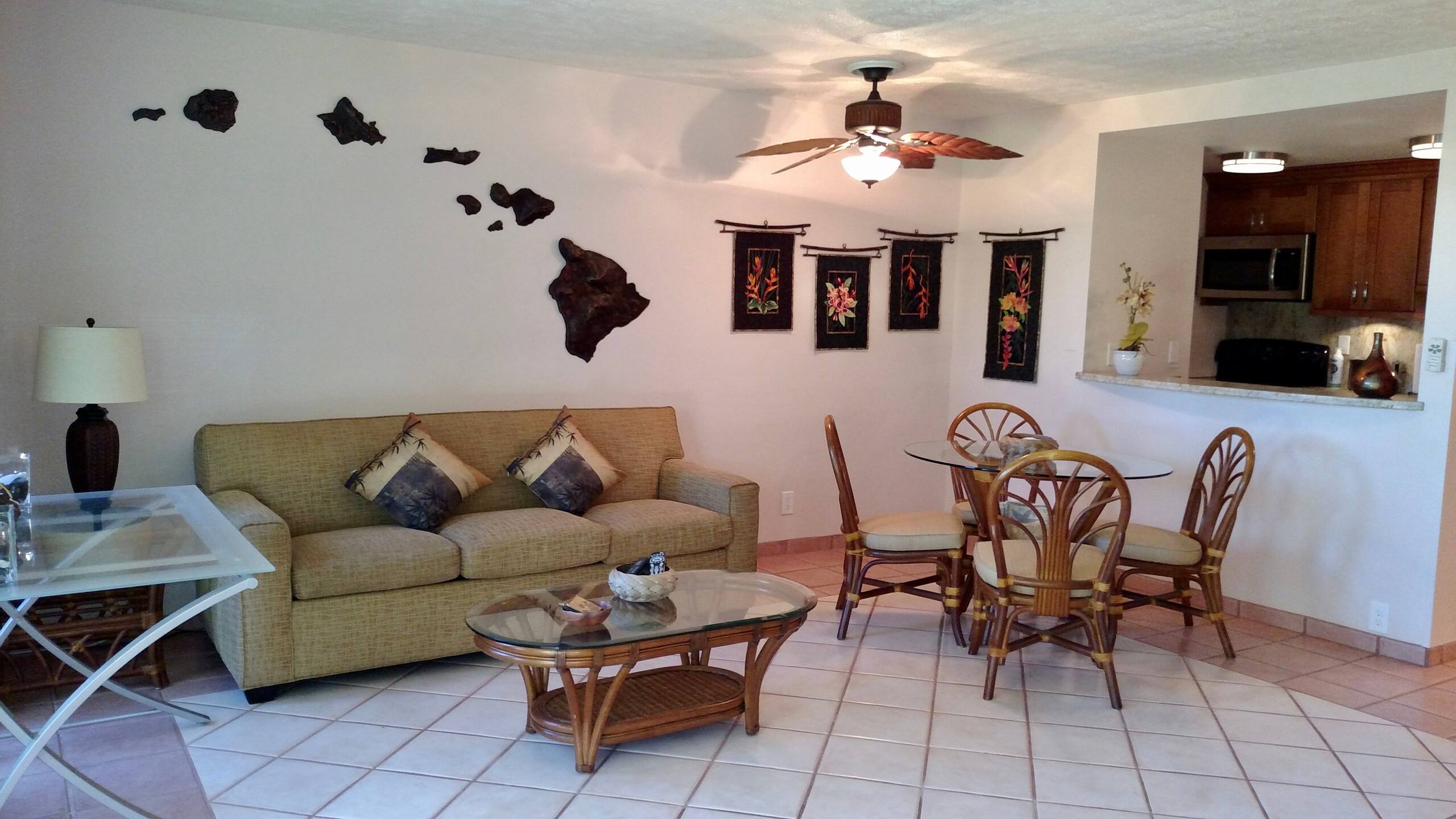 Condo in Wailuku · ★4.94 · 2 bedrooms · 3 beds · 2 private baths - Image 3