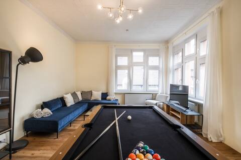 living Timeless Europa Park Fans 140qm Billard