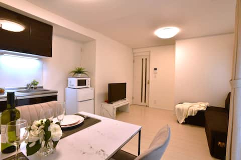 7 minutes from Komagome on JR Yamanote Line, new building, fast wifi