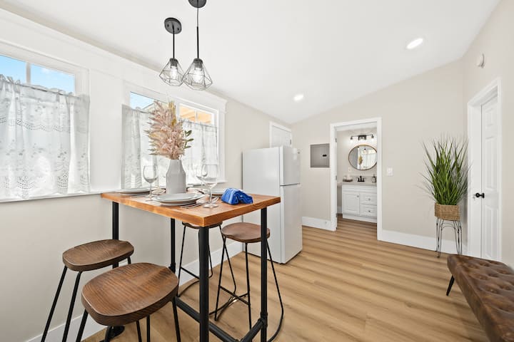 Cozy 2 Bedrooms Near Downtown La - Alhambra, CA