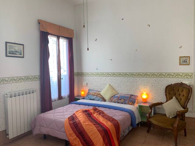 Teatro Italia casino house